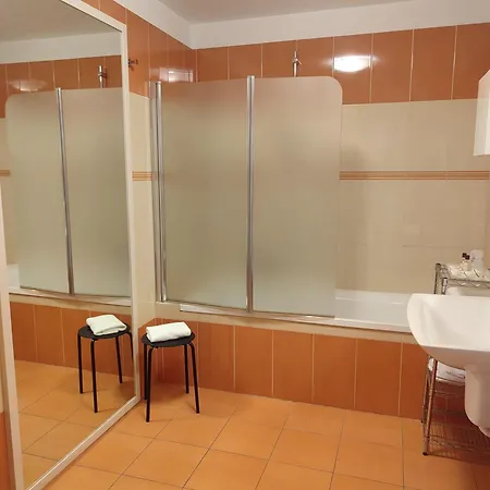 Calissano Hotel apartamentowy 4*