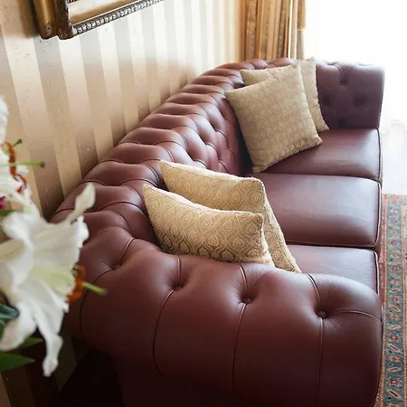 Calissano Hotel apartamentowy Alba (Piedmont)