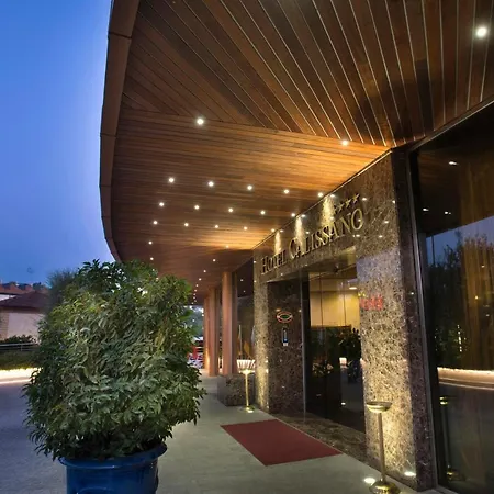 Hotel apartamentowy Calissano Alba (Piedmont)