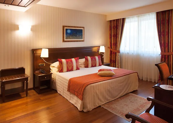 Calissano Apartmanhotel Alba